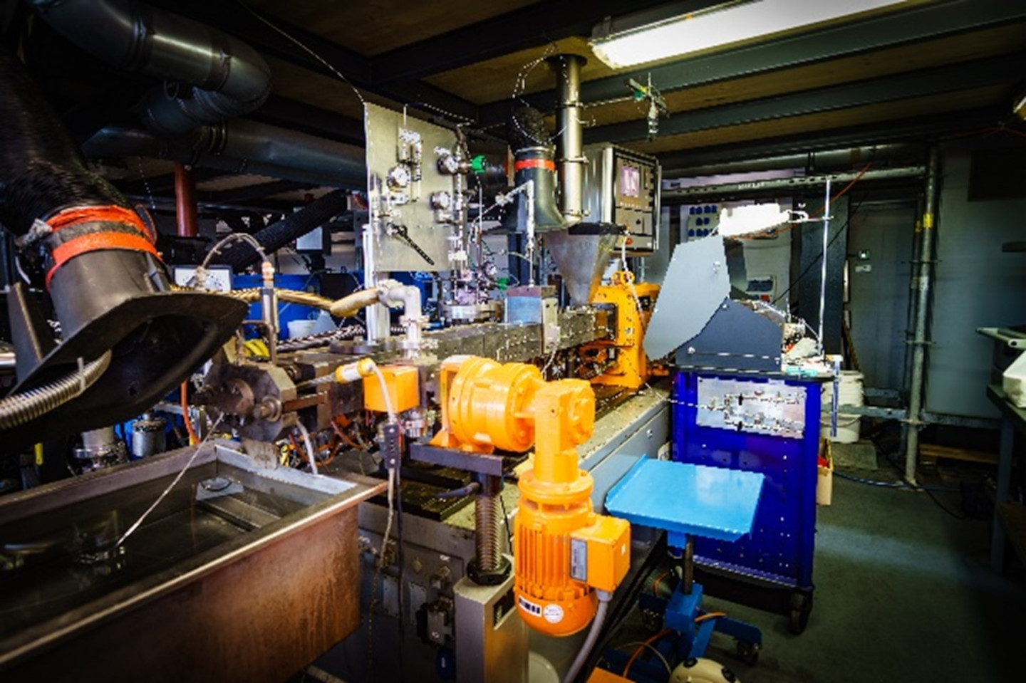  Extruder zur Aufreinigung von Granulaten am Fraunhofer ICT. 