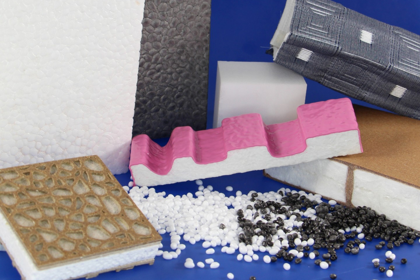 Innovative Schaummaterialien entwickelt am Fraunhofer ICT.