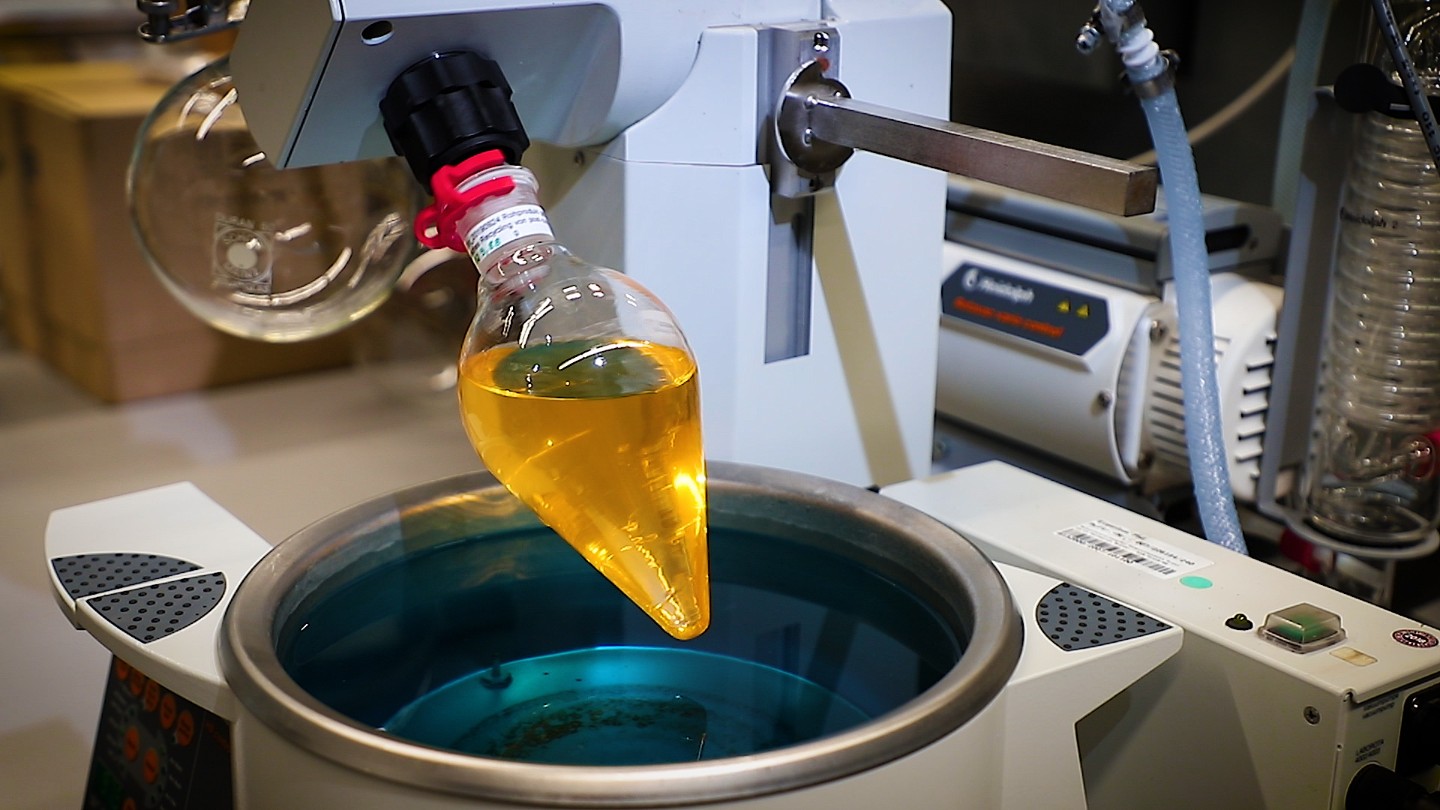 Processing of the product mixture